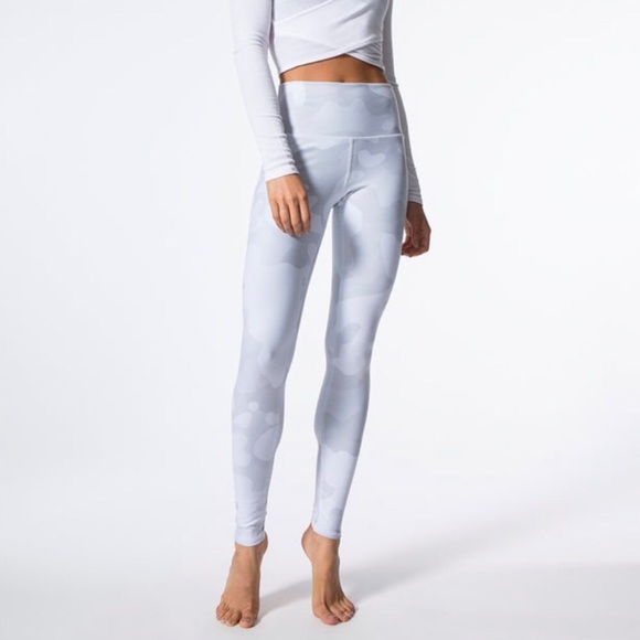 alo white camo leggings